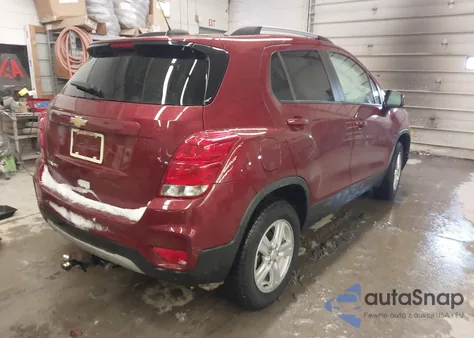 2022 Chevrolet Trax Awd Lt z USA, uszkodzony, nr VIN KL7CJPSM9NB529779